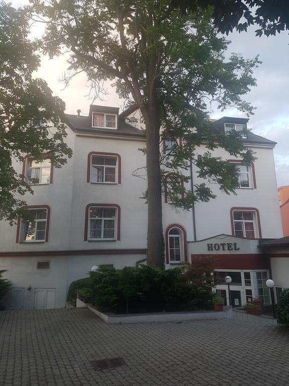 Jerabek Praag